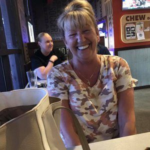 Meet your Posher, Robin